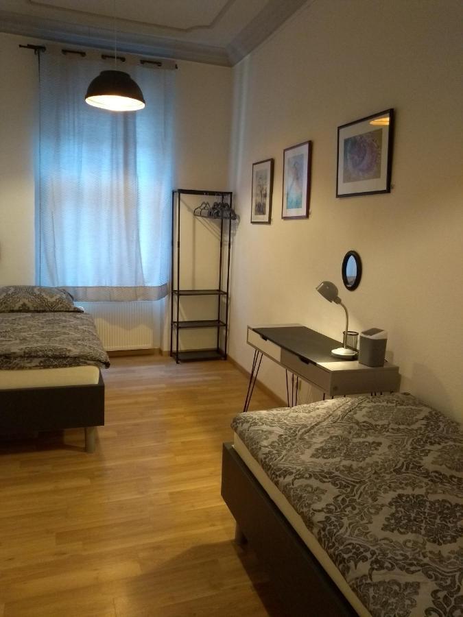 Apartment In Der Kunstgalerie Charlie Und Jenny